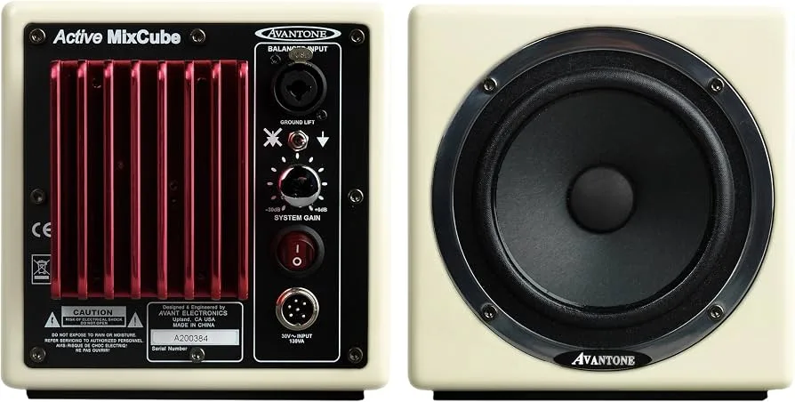 Esta imagen muestra una caja de sonido de Avantone, con una pantalla y un altavoz.