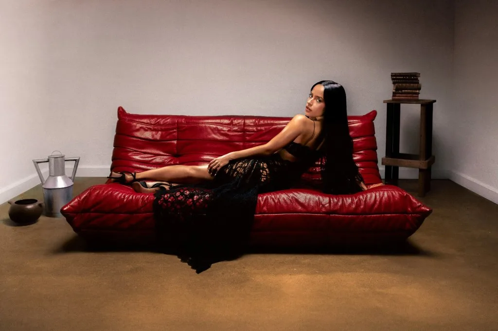 Becky G lanza 'Baraja Bendita', su quinto álbum de estudio