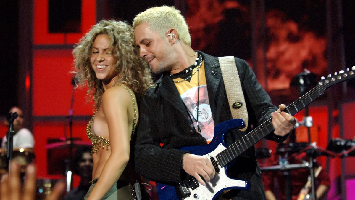 De la noche histórica de Shakira en 1999 al triunfo de Alejandro Sanz en 2004: así llegaron sus primeros Grammy