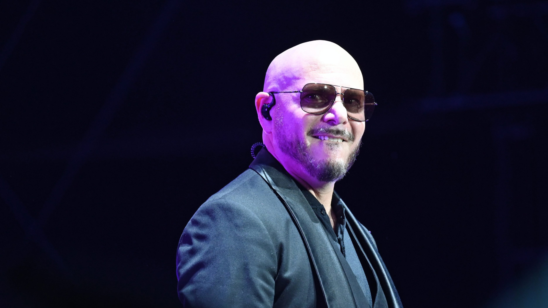 Pitbull anuncia 'Pitcoin', su nuevo disco, y los fans ya hablan de la 'DALE moneda'