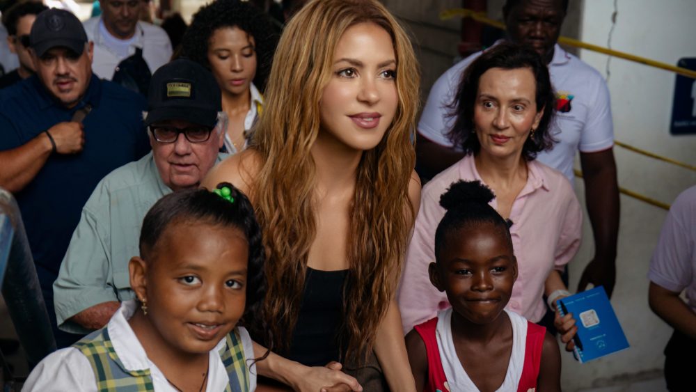 Shakira, Global Citizen, Live Nation y CAF comprometen 1,25 millones de dólares para reconstruir escuelas en Colombia