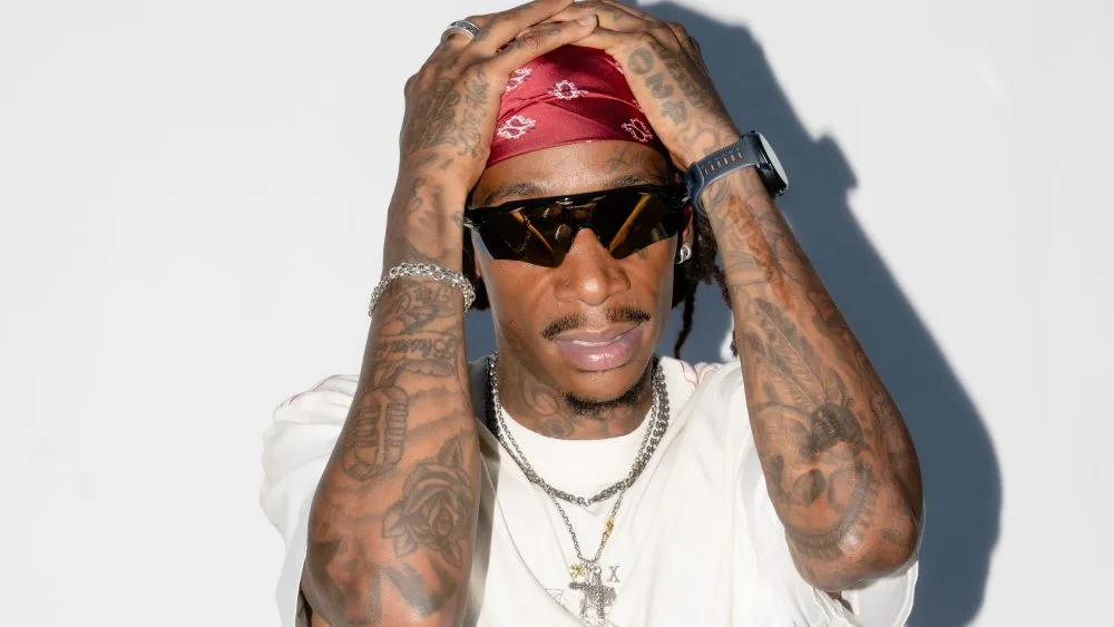 Wiz Khalifa firma con 10K Projects y regresa a Warner con single nuevo y álbum a la vista